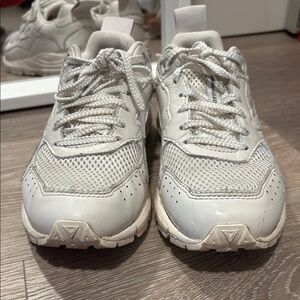 BRANDBLACK LOS ANGELES Cream Sneakers